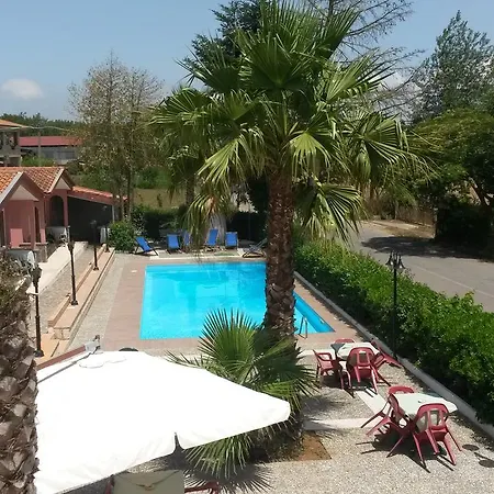 La Pineta Szálloda 3*