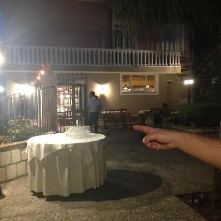 Hotel La Pineta 3*